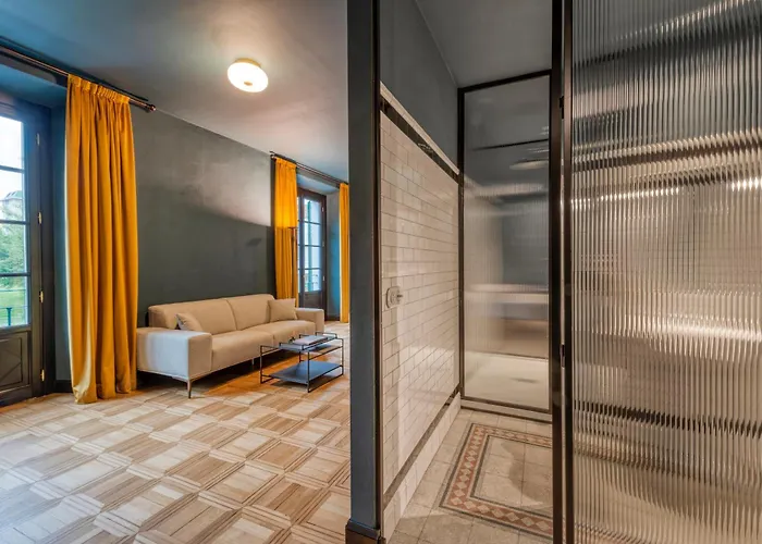 The Nine Suites - B Home